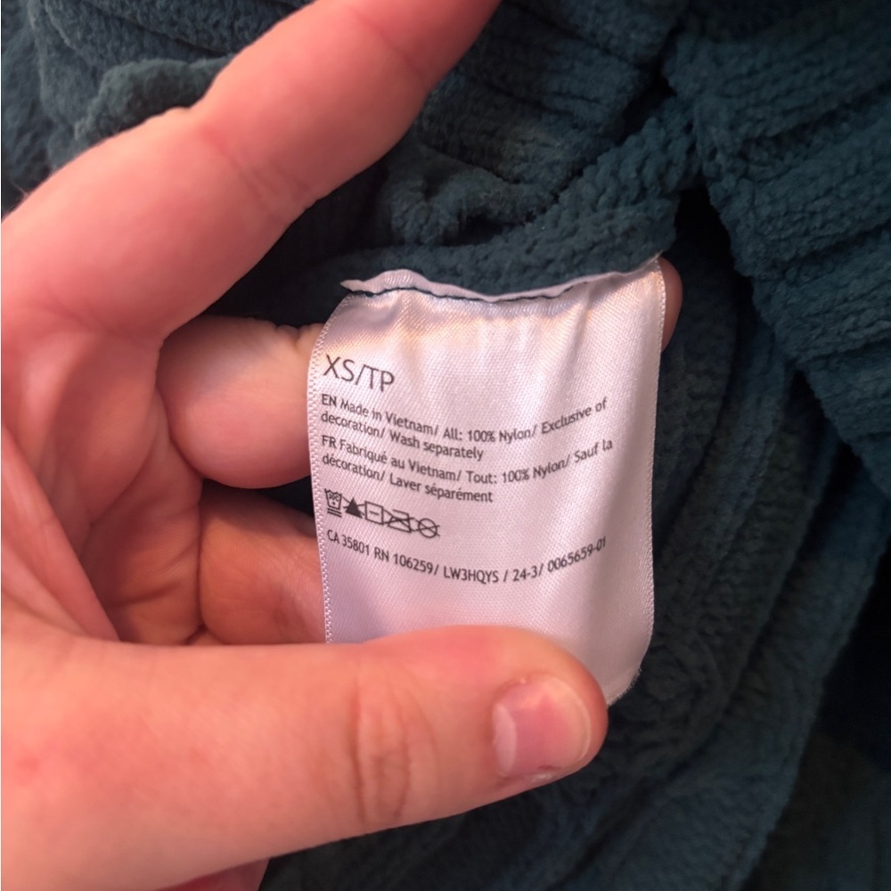 Lululemon Cable-Knit Oversized Crewneck Storm Teal - Picture 6 of 10